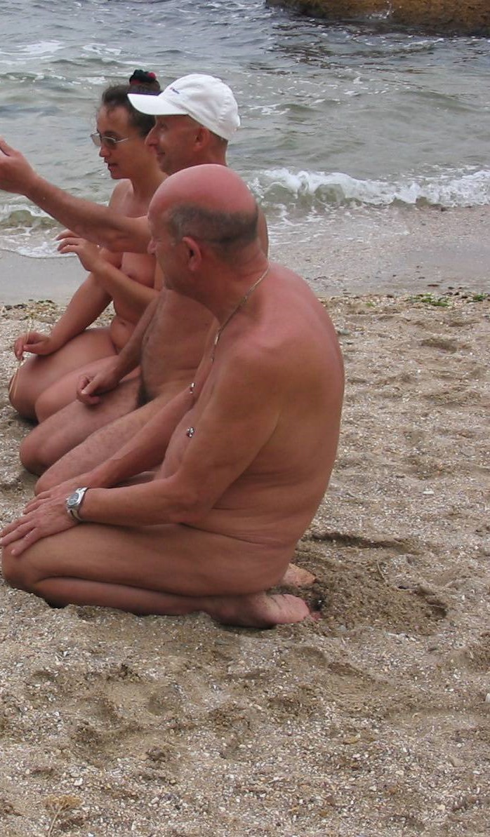 Beachfront Chinese Dining - Nudist Fun - 3